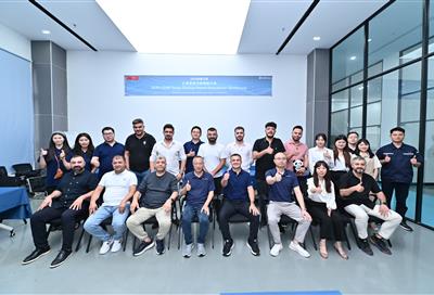 2025781347323606_400-272